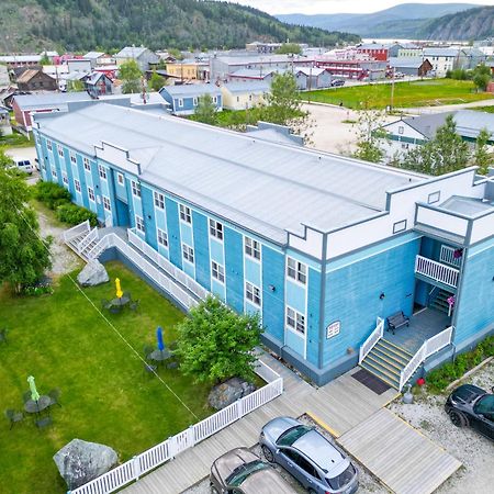 Holland America Dawson City Inn Exteriör bild