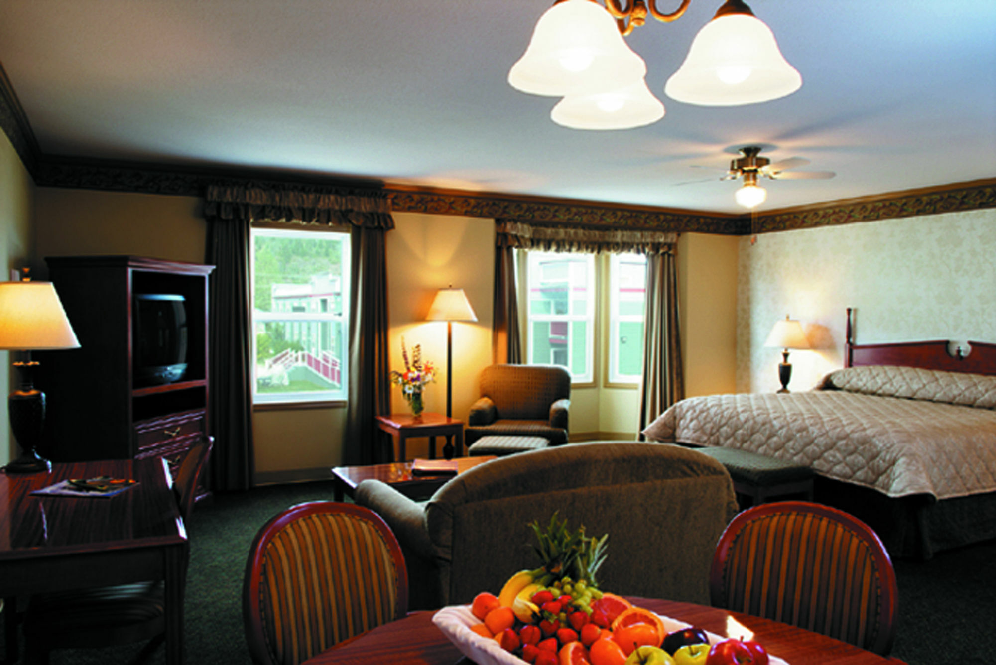 Holland America Dawson City Inn Exteriör bild
